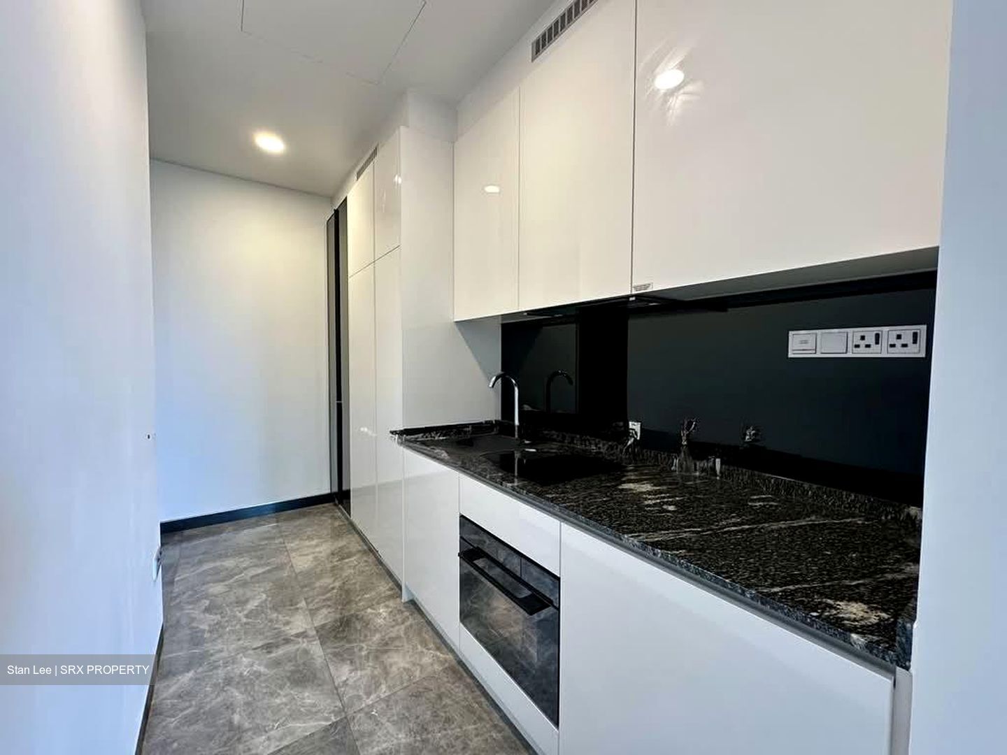 Midtown Bay (D7), Apartment #582365031